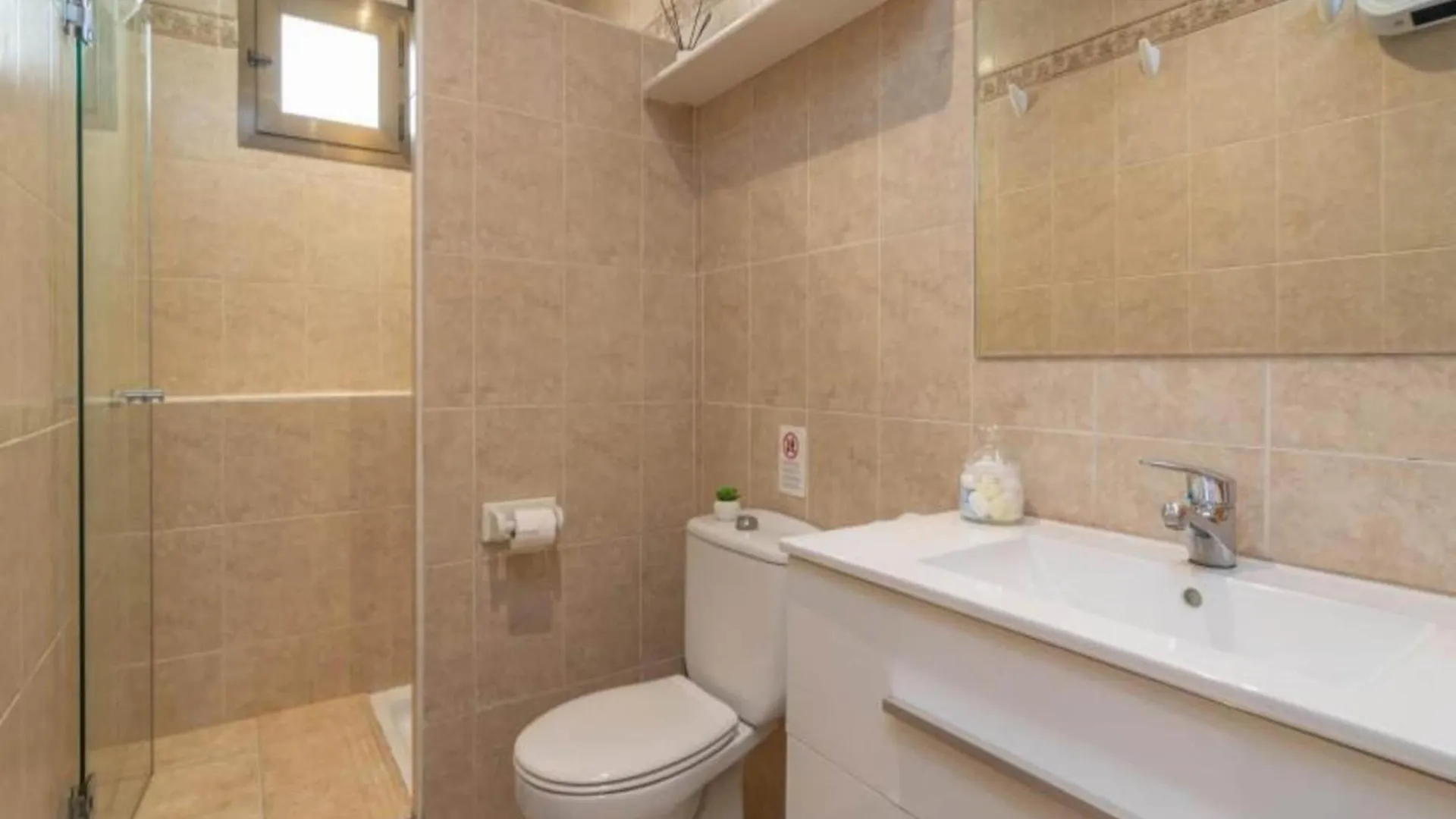 Majestic Holiday Home With Pool Sant Elm 0*,